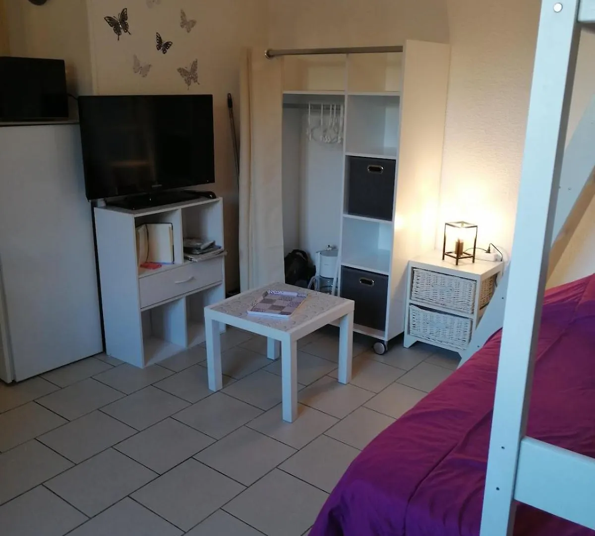 Studio tout équipé avec internet Aubenas